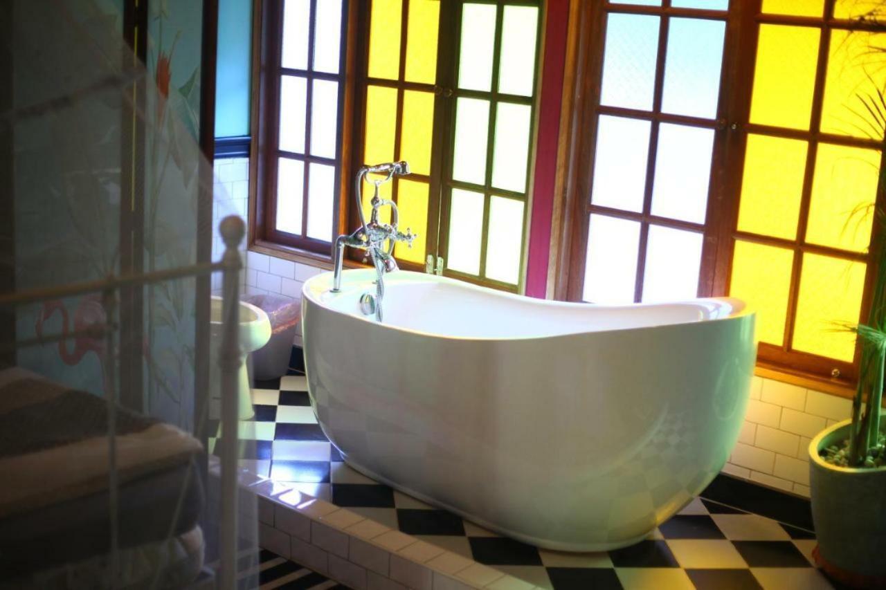 T-house Bkk 2floors Near Bts With Swimming Pool And Free Wifi Rumah tetamu Bangkok