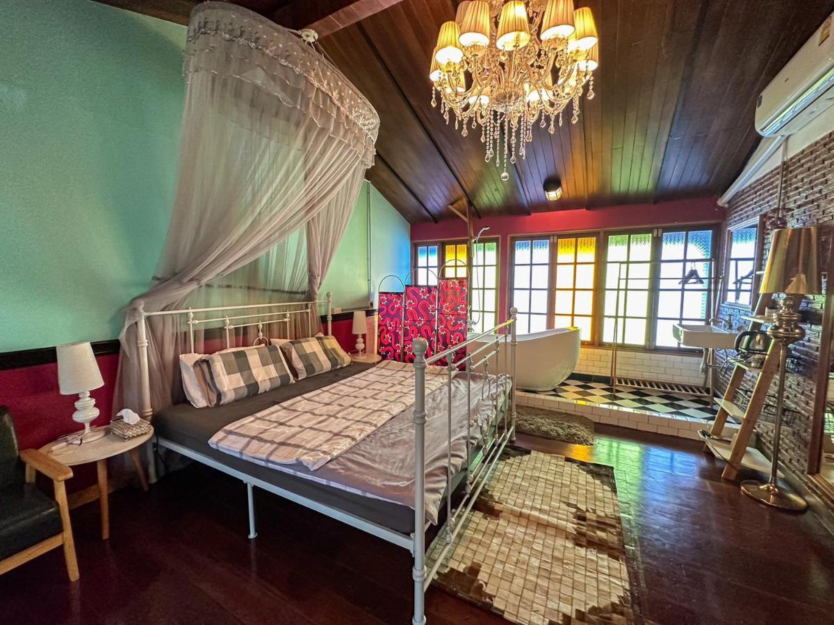 T-house Bkk 2floors Near Bts With Swimming Pool And Free Wifi 招待所 *
