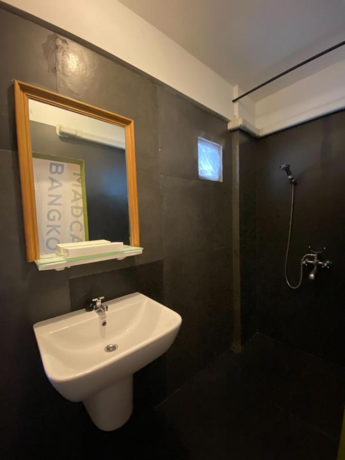 T-house Bkk 2floors Near Bts With Swimming Pool And Free Wifi 曼谷